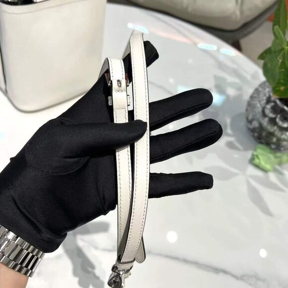 100% Authentic Prada Panier Shoulder Bag - Picture 7 of 8